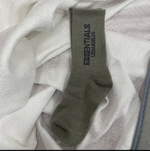 Load image into Gallery viewer, Essentials socks
